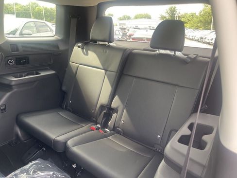 Used 2024 Hyundai Santa Fe SEL FWD image 28