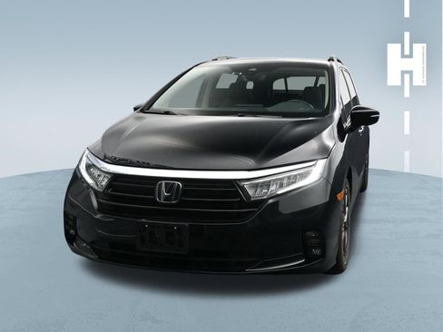 Used 2024 Honda Odyssey Elite image 2