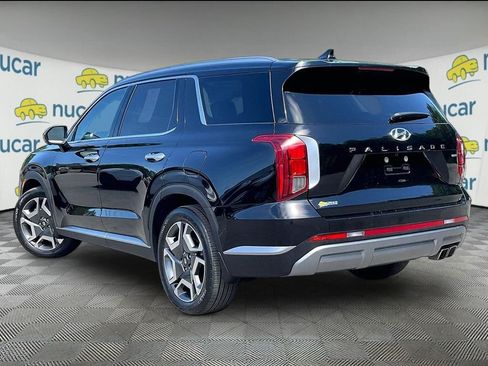 Used 2023 Hyundai Palisade SEL w/ Premium Package AWD/4WD image 4