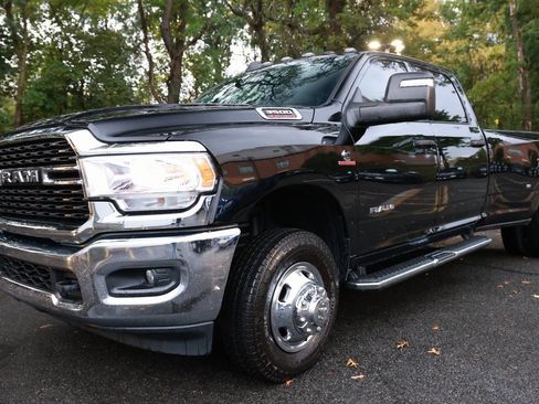 Used 2024 RAM 3500 Big Horn image 3