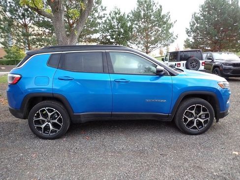 New 2026 Jeep Compass Limited image 8