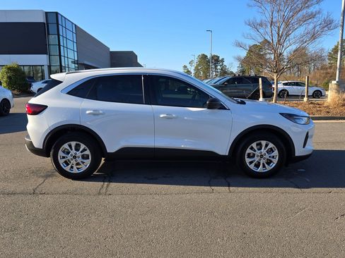 Used 2023 Ford Escape Active image 8