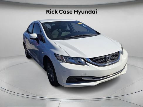 Used 2013 Honda Civic LX image 4