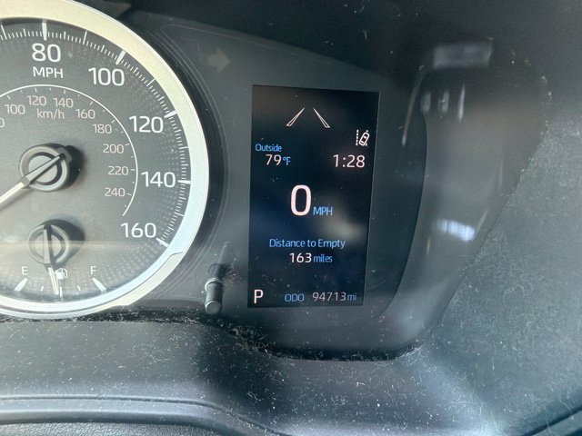 Used 2020 Toyota Corolla LE FWD image 14
