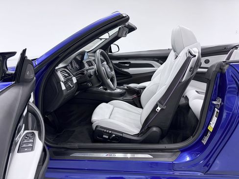 Used 2020 BMW M4 Convertible w/ Competition Package RWD image 14