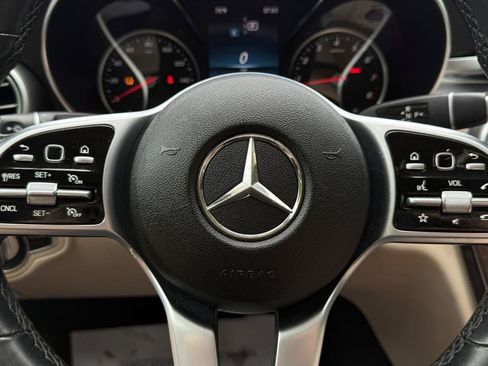 Used 2019 Mercedes-Benz C 300 4MATIC Sedan image 47