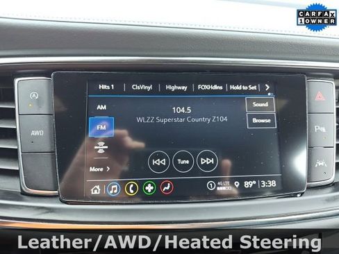 Used 2023 Buick Enclave Essence image 18