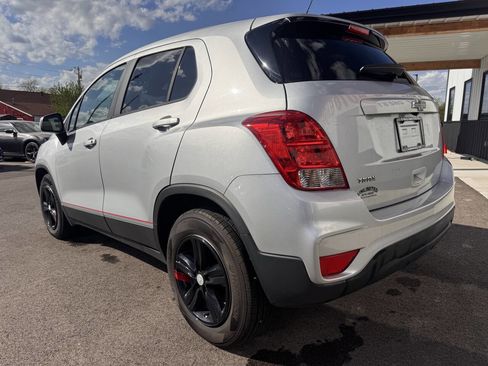 Used 2020 Chevrolet Trax LS w/ Tint and Cruise Package image 10