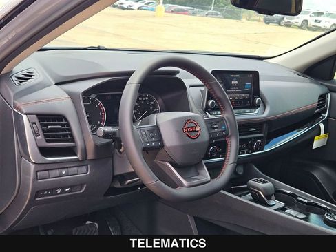 New 2026 Nissan Rogue SV AWD/4WD image 13