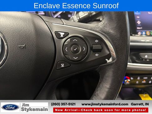 Used 2021 Buick Enclave Essence w/ Sound and Sites Package FWD image 19