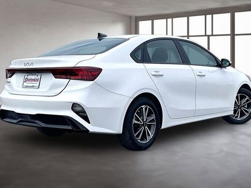 Used 2023 Kia Forte LXS image 6