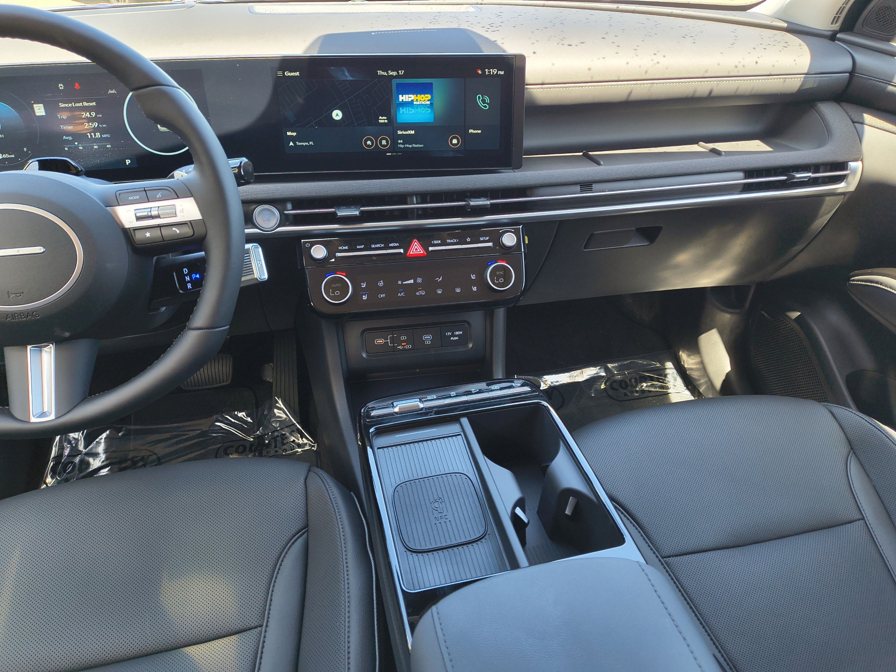 New 2026 Hyundai Tucson Limited FWD image 12