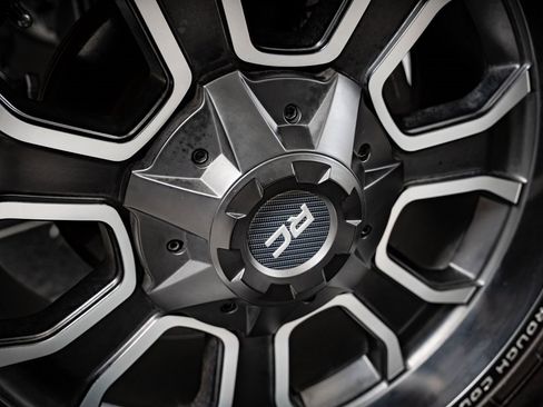 Used 2023 Jeep Wrangler Sport S image 8