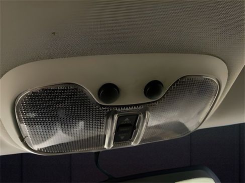 Used 2017 Jeep Compass High Altitude image 32