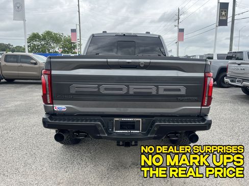 Used 2025 Ford F150 Raptor AWD/4WD image 3