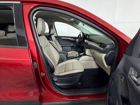 Used 2022 Ford Escape SEL image 5