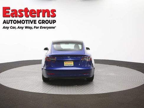 Used 2020 Tesla Model 3 Standard Range RWD image 33