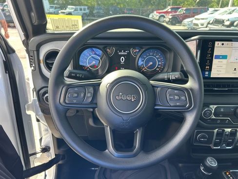 New 2026 Jeep Gladiator Sport image 15