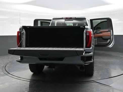 Used 2024 GMC Sierra 2500 Denali Ultimate w/ Max Trailering Package AWD/4WD image 36