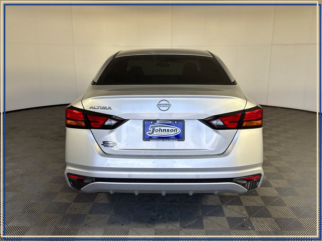 Used 2024 Nissan Altima 2.5 S FWD image 10