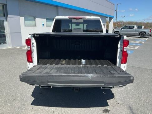 Certified 2025 Chevrolet Silverado 1500 LTZ AWD/4WD image 18