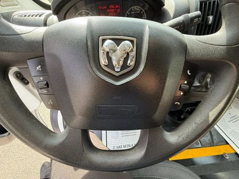 Used 2016 RAM ProMaster 2500 FWD image 5