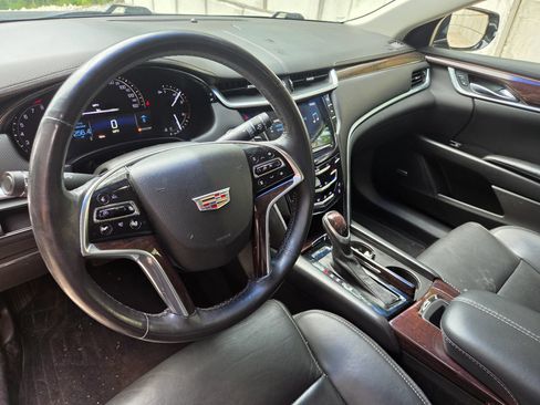 Used 2017 Cadillac XTS Luxury AWD/4WD image 3
