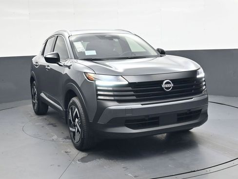 New 2026 Nissan Kicks SV image 1