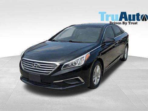 Used 2017 Hyundai Sonata SE FWD image 3