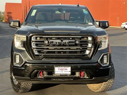 Used 2020 GMC Sierra 1500 AT4 w/ AT4 Premium Package image 2