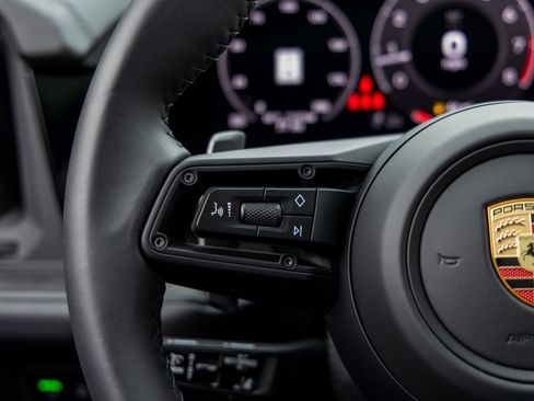 New 2025 Porsche Cayenne GTS image 32