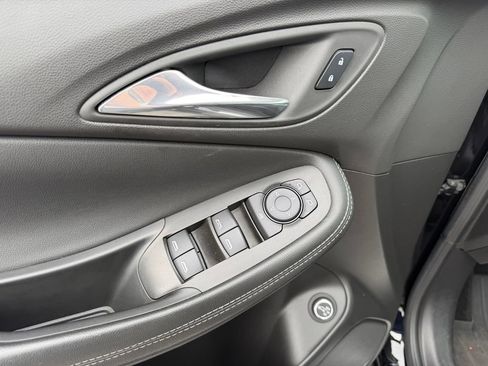 Used 2022 Buick Encore GX Select w/ Experience Buick Package FWD image 29