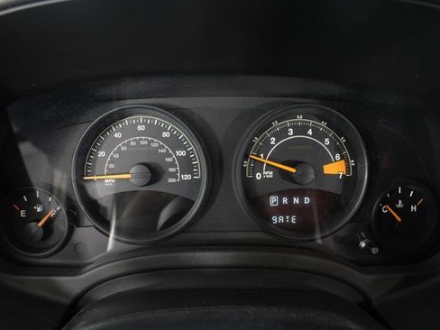 Used 2014 Jeep Compass Sport w/ Power Value Group image 9