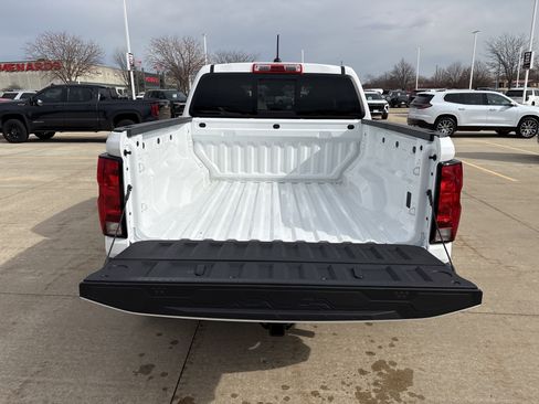 New 2026 Chevrolet Colorado Trail Boss AWD/4WD image 6