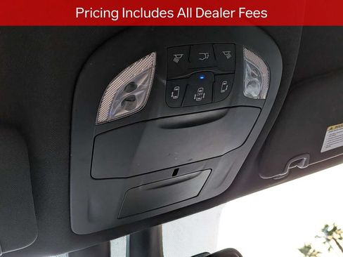 Used 2022 Chrysler Pacifica Touring-L w/ S Appearance Package FWD image 21