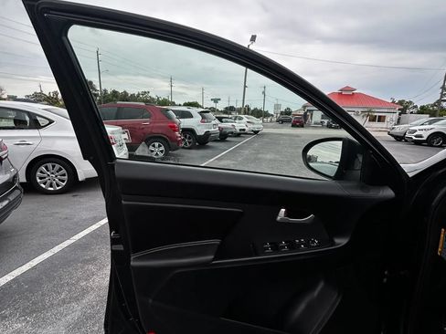 Used 2011 Kia Sportage SX FWD image 21