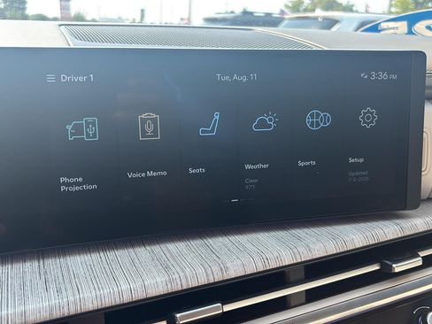 Used 2025 Hyundai Santa Fe Calligraphy AWD/4WD image 30