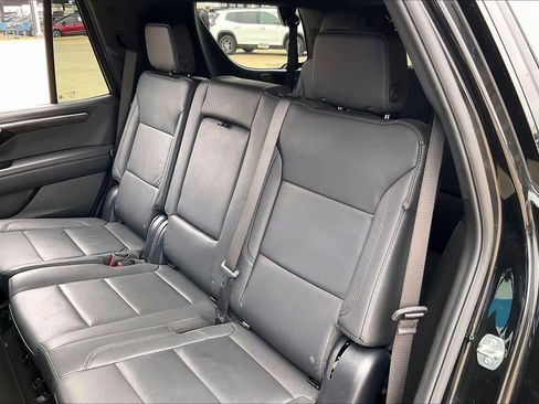 Certified 2025 Chevrolet Tahoe Z71 image 19