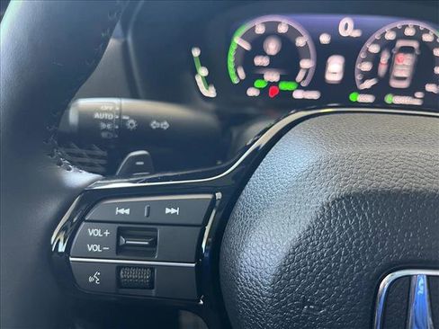 Used 2025 Honda Accord Touring image 18