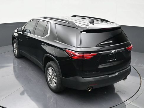 Used 2022 Chevrolet Traverse LT FWD image 14
