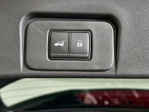 Used 2023 Nissan Rogue SL w/ SL Premium Package FWD image 30
