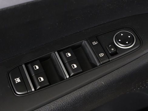 Used 2024 Kia Forte LXS w/ LXS Technology Package FWD image 35