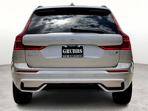 New 2026 Volvo XC60 B5 Plus w/ Protection Package Premier image 7