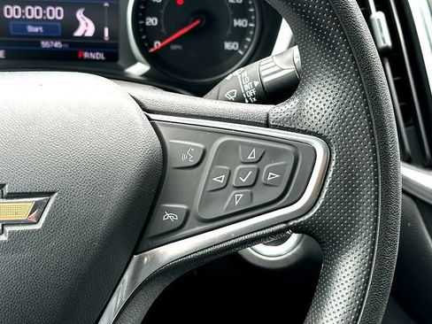 Used 2022 Chevrolet Equinox LT FWD image 23