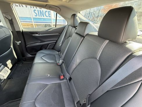 Used 2024 Toyota Camry XLE image 9