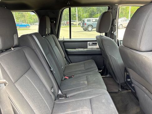 Used 2017 Ford Expedition XLT AWD/4WD image 29