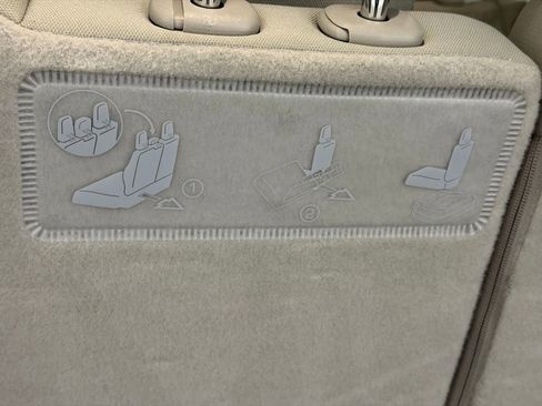 Used 2017 Chrysler Pacifica Touring image 14