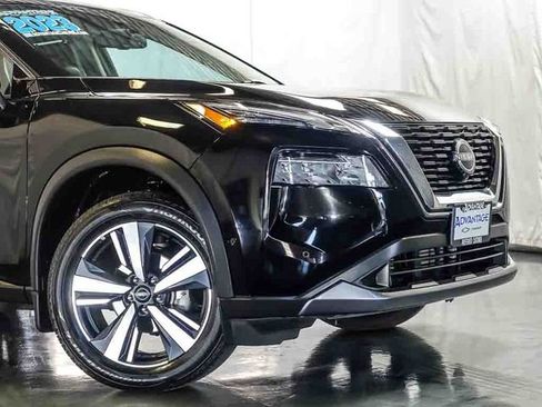 Used 2023 Nissan Rogue SL w/ SL Premium Package AWD/4WD image 3
