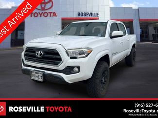 Used 2016 Toyota Tacoma SR5 w/ Towing Package video 1