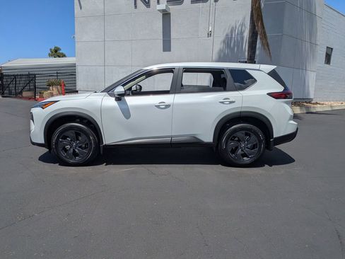 New 2026 Nissan Rogue SV w/ Cold Weather Package FWD image 5